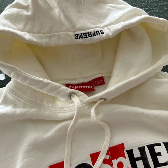 Supreme x Antihero Hoodie size medium - atmosphere urine WHITE color hoodie - Picture 3 of 8